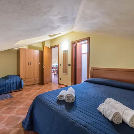 Casa Caterina Mansarda Vista * Marone